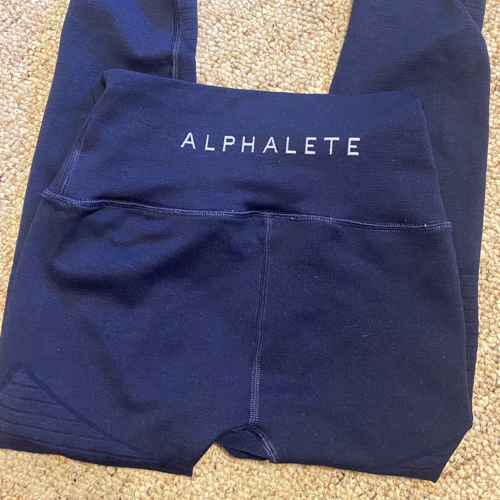 Alphalete leggings